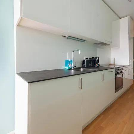 דירה Decorous Cozy View