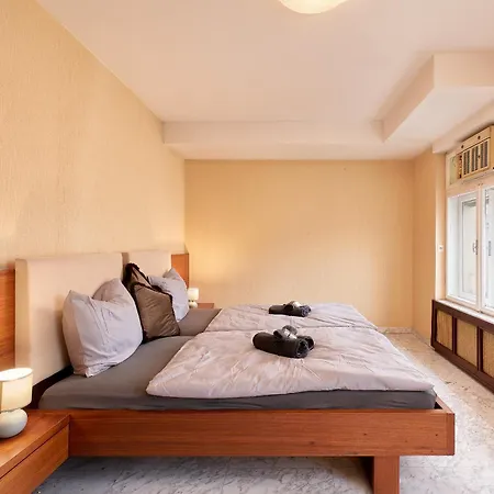 Prestige Luxury Haven W Free Parking And Sauna Apartment *