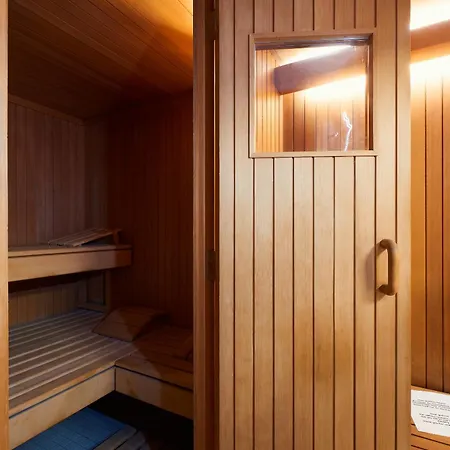 Apartment Prestige Luxury Haven W Free Parking And Sauna Vienna