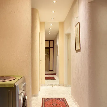 Prestige Luxury Haven W Free Parking And Sauna * Vienna