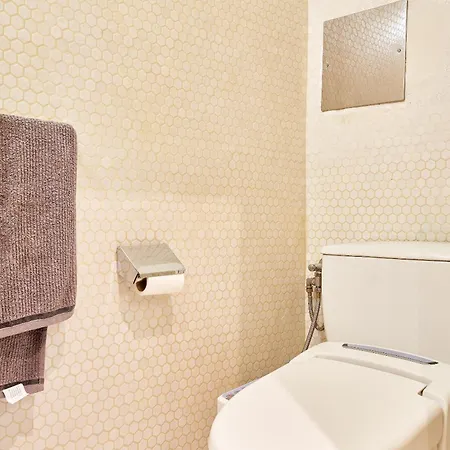 Prestige Luxury Haven W Free Parking And Sauna Appartement *