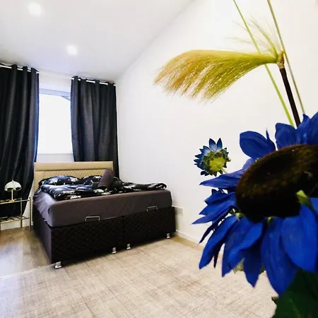 Luxury In Praterstern Area Apartment *