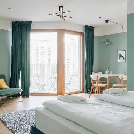 דירה Decorous Cozy View