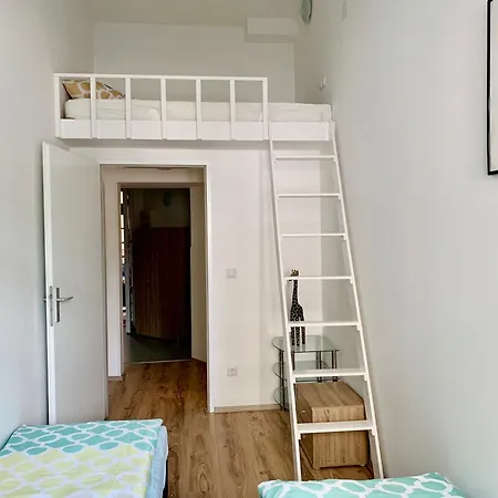 Raisa Lerchenfelder Guertel 30 Apartment