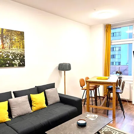 The Barts Apartments - Self Check-In Apartment *