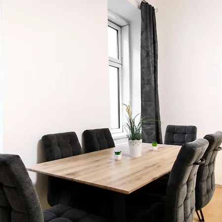 Royal-haven Apartment
