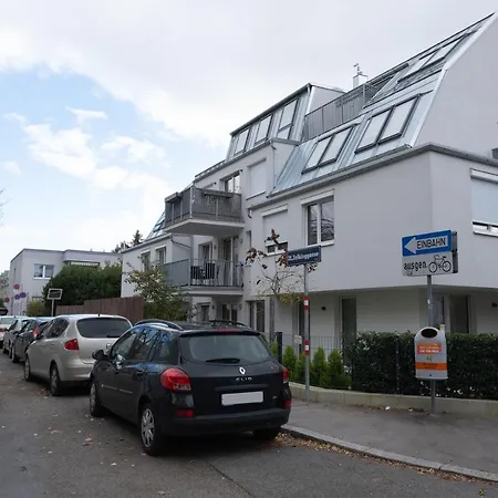 Modern With Big Balcony Near City Center Apartment Vienna