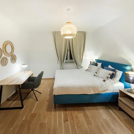 Zoder Apartament *