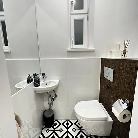 Luxury 3 Bedroom Near Schoenbrunn Palace Apartment Vienna
