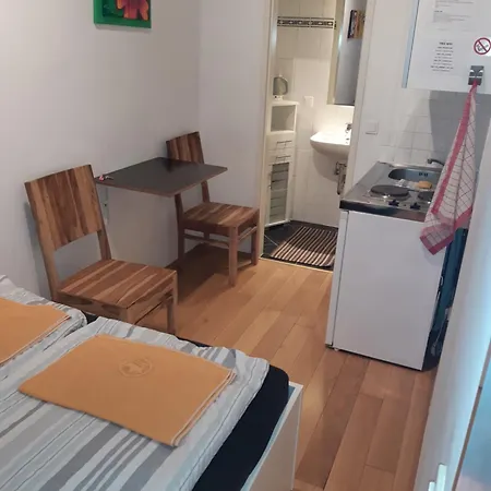 Dahlia Apartment