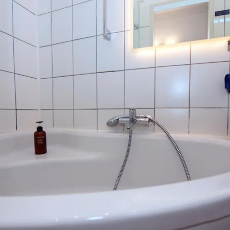 Home Suites Home Apartment