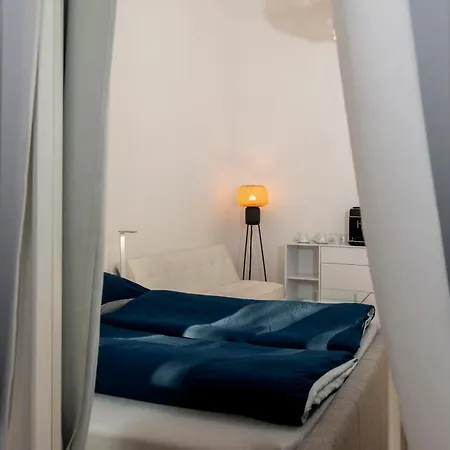 Home Suites Home Vienna
