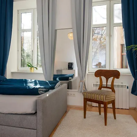 Apartment Home Suites Home *