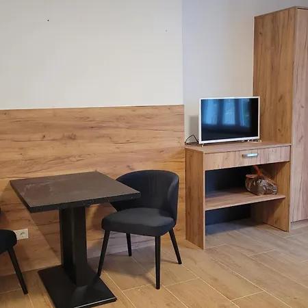 Premium Apartment *