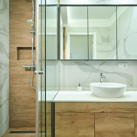 Nook Zehn & Loft By Irundo דירה