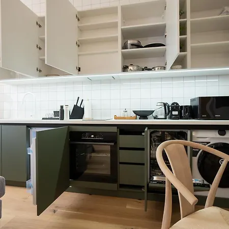 Brand-new 2-room With A King Size Bed Vienna
