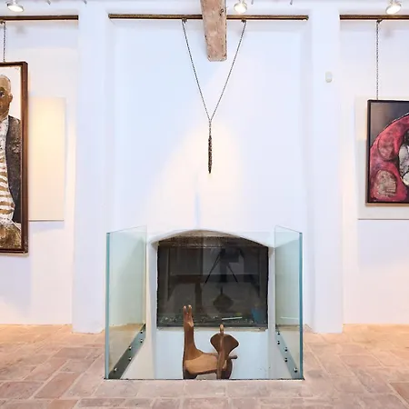Art Sievering Apartment