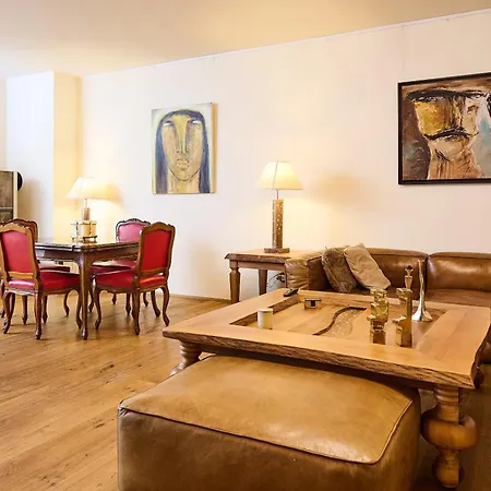 Art Sievering Apartment Vienna