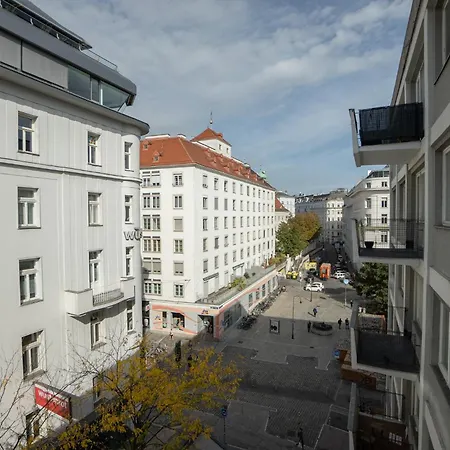 Apartamento Charming With Balcony, Close To Stephansdom Cathedral *