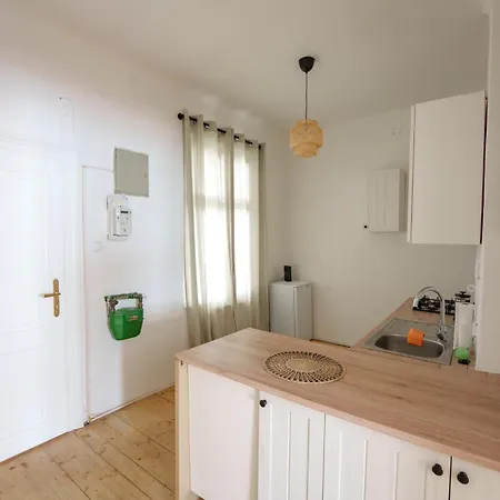 Barnabitengasse Apartment *