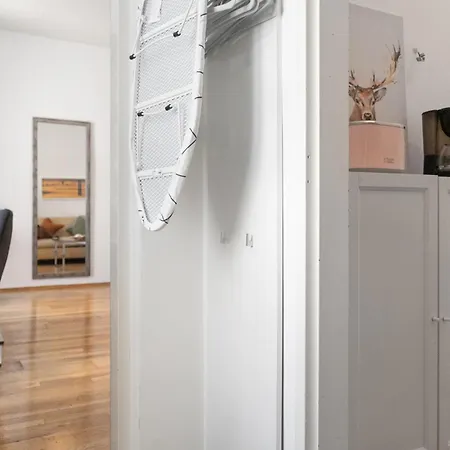 Dreamscape 1br Haven For Explorers Apartment Vienna