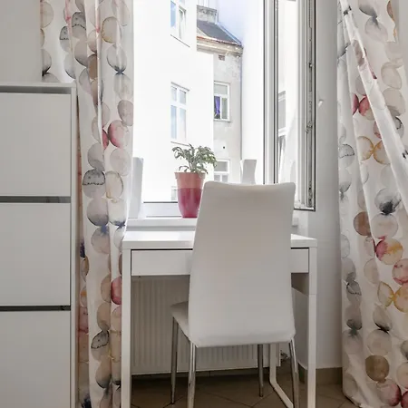 Dreamscape 1br Haven For Explorers Apartment Vienna