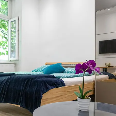 Apartment Chic 1br Near Biggest Amusementpark Of *