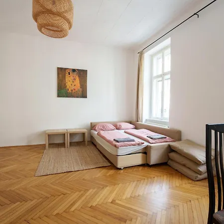 Living - Rustengasse *