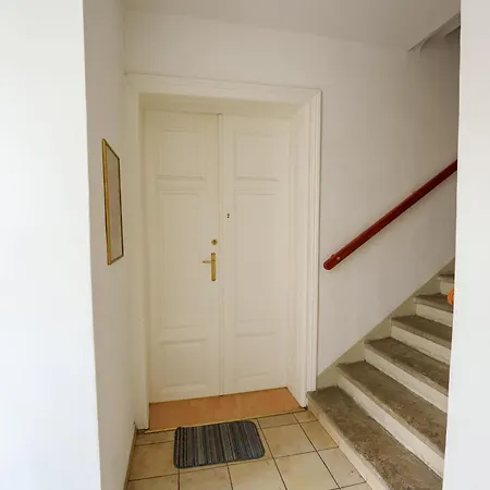 Living - Rustengasse