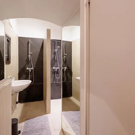 Hotel Business