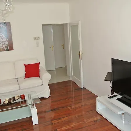 Apartament Paradies - U1 Station Altes Landgut Viena
