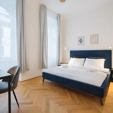 Brand Cozy Vienna