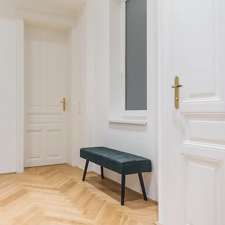 Brand Cozy Apartment *