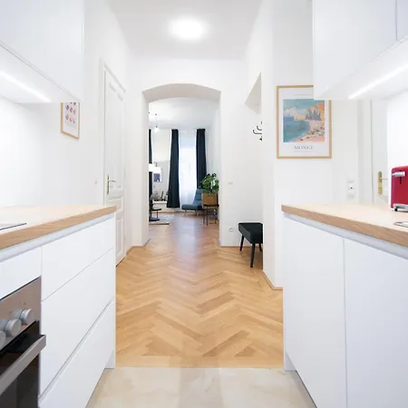 Apartment Brand Cozy