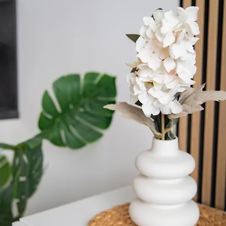 Stylish - 3 Min To U1 Kagraner Platz Апартаменты *