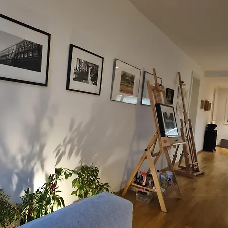 Guest house In Luxury Apartment, Near Hauptbahnhof