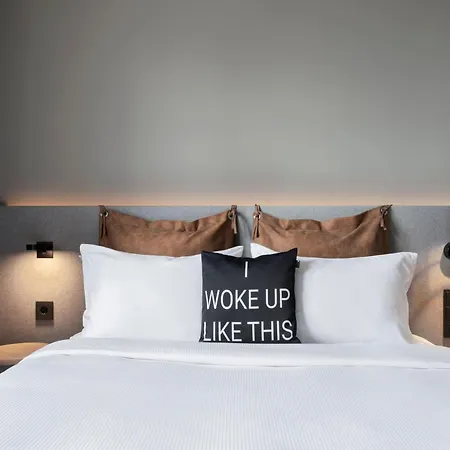 Hotel Moxy East