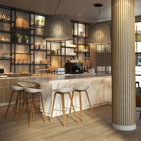 By Marriott East شقة فندقية