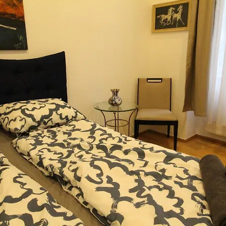 Apartamento Deluxe 5p Mm *