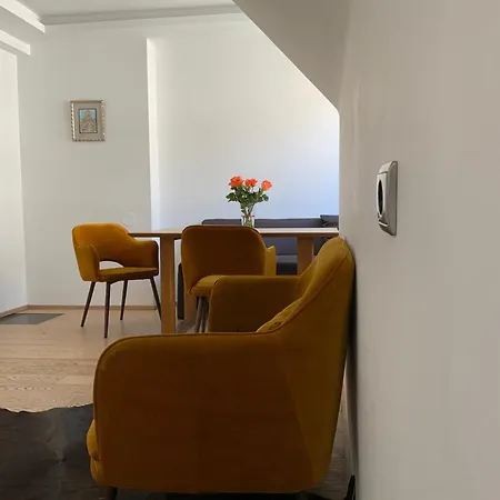 Lt Superior Location Viena
