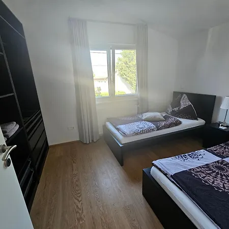 Cosy & Elegant Cityhouse With Garden Semesterbostad