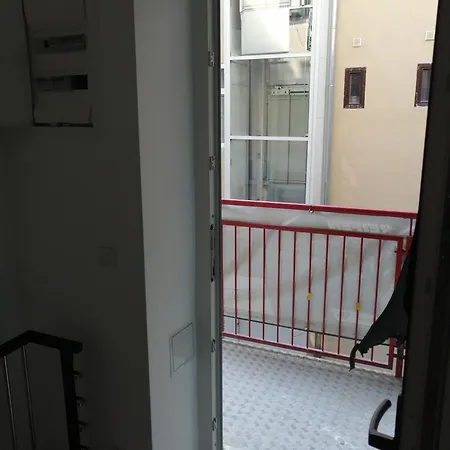 Near Yppenplatz & Brunnenmarkt Apartamento Viena