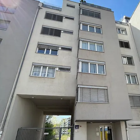 Elena Inklusive Garagenplatz Apartment
