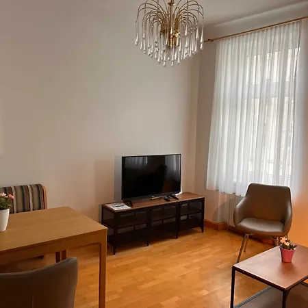 & Near Reumannplatz Apartamento Viena