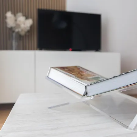 Stylish - 3 Min To U1 Kagraner Platz Апартаменты *