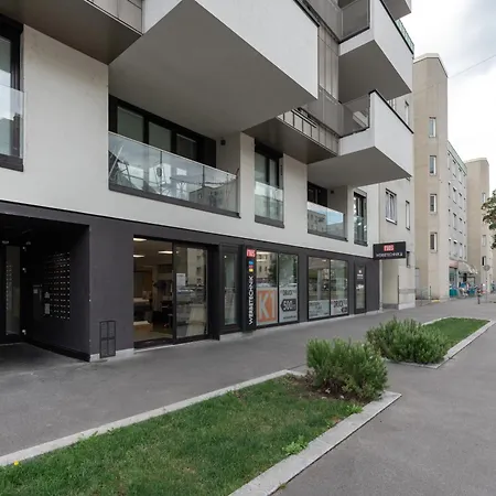 Luxurious Living With Beautiful Terrace Apartment Vienna