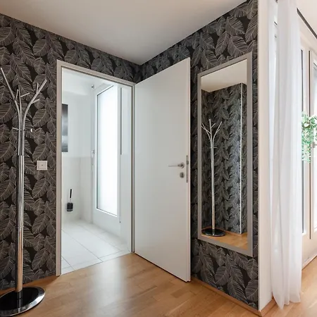Appartamento Mit Traumhafter Dachterrasse & Weitblick