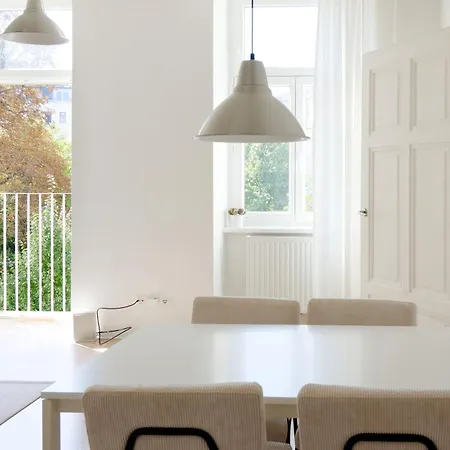 Minimalistic Near Naschmarkt *