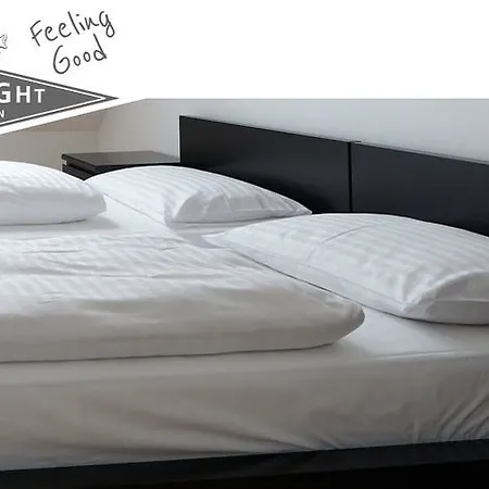 Starlight Renngasse Aparthotel 4*