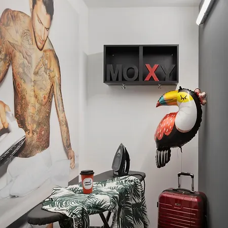 Moxy East Hotel *